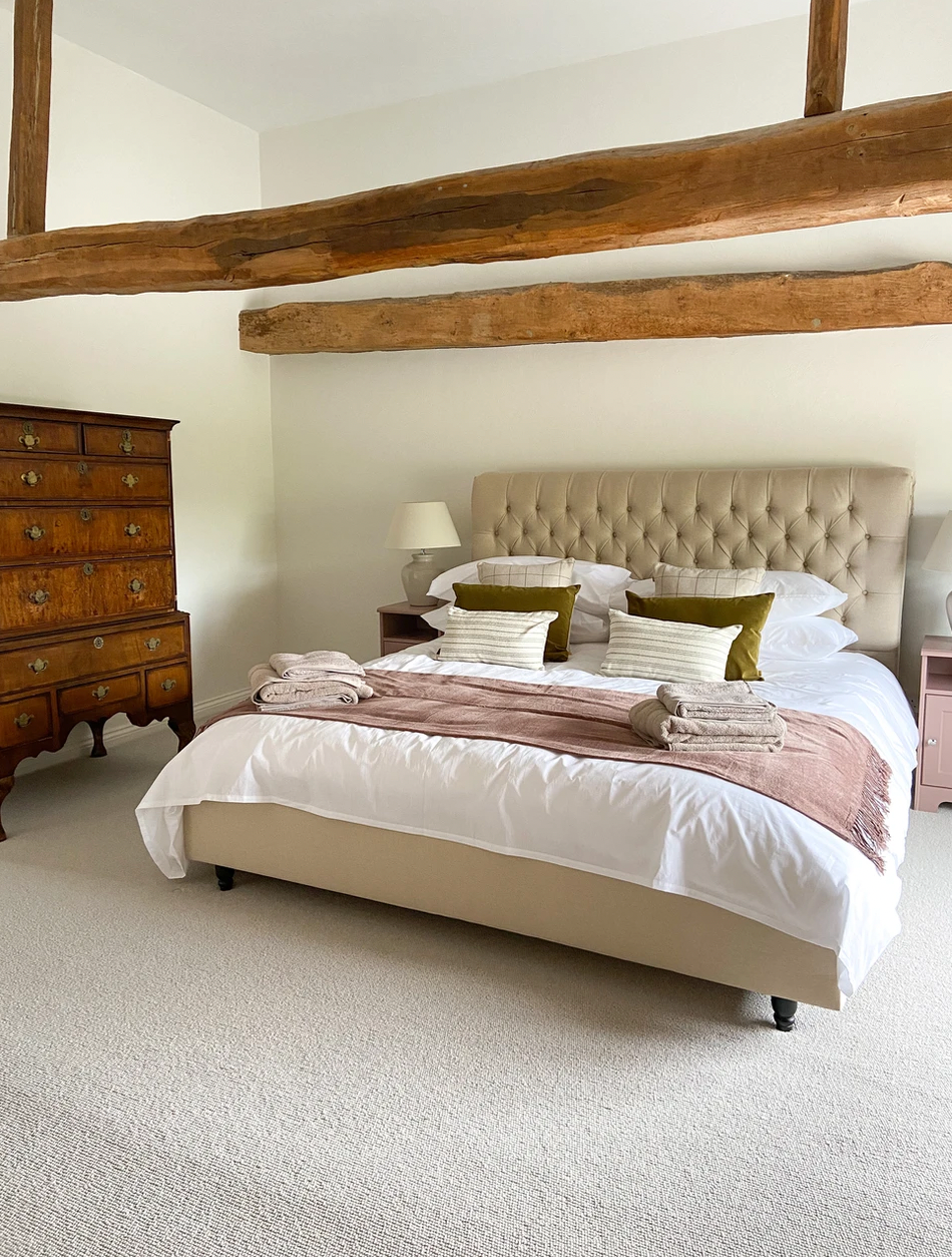 Burningfold Manor bedroom 4